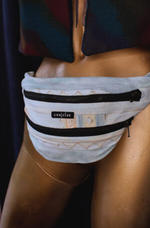 Upcycling Hipbag patterned bedlinen