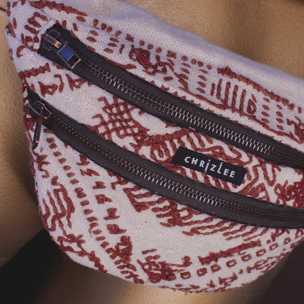 Upcycling Hipbag embroidered tablecloth